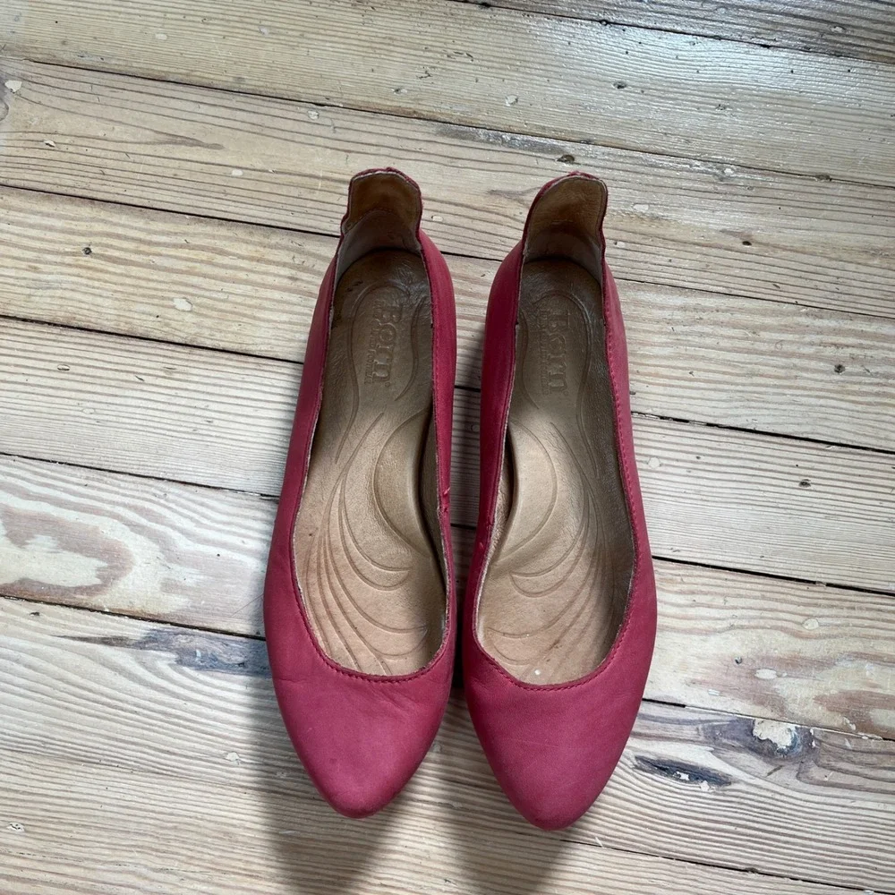 Born Julianne Red Leather Ballet Flats Almond Toe Comfort Shoes F15005 womens 5M